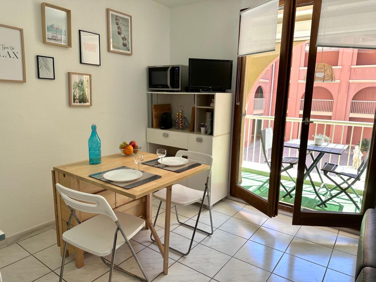 Tranquil Studio: Coastal Comfort Near St. Raphael & St. Tropez