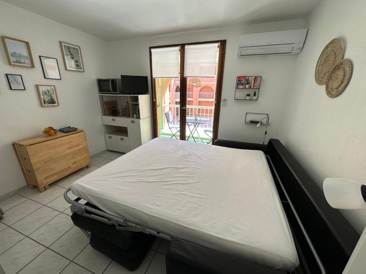 Tranquil Studio: Coastal Comfort Near St. Raphael & St. Tropez
